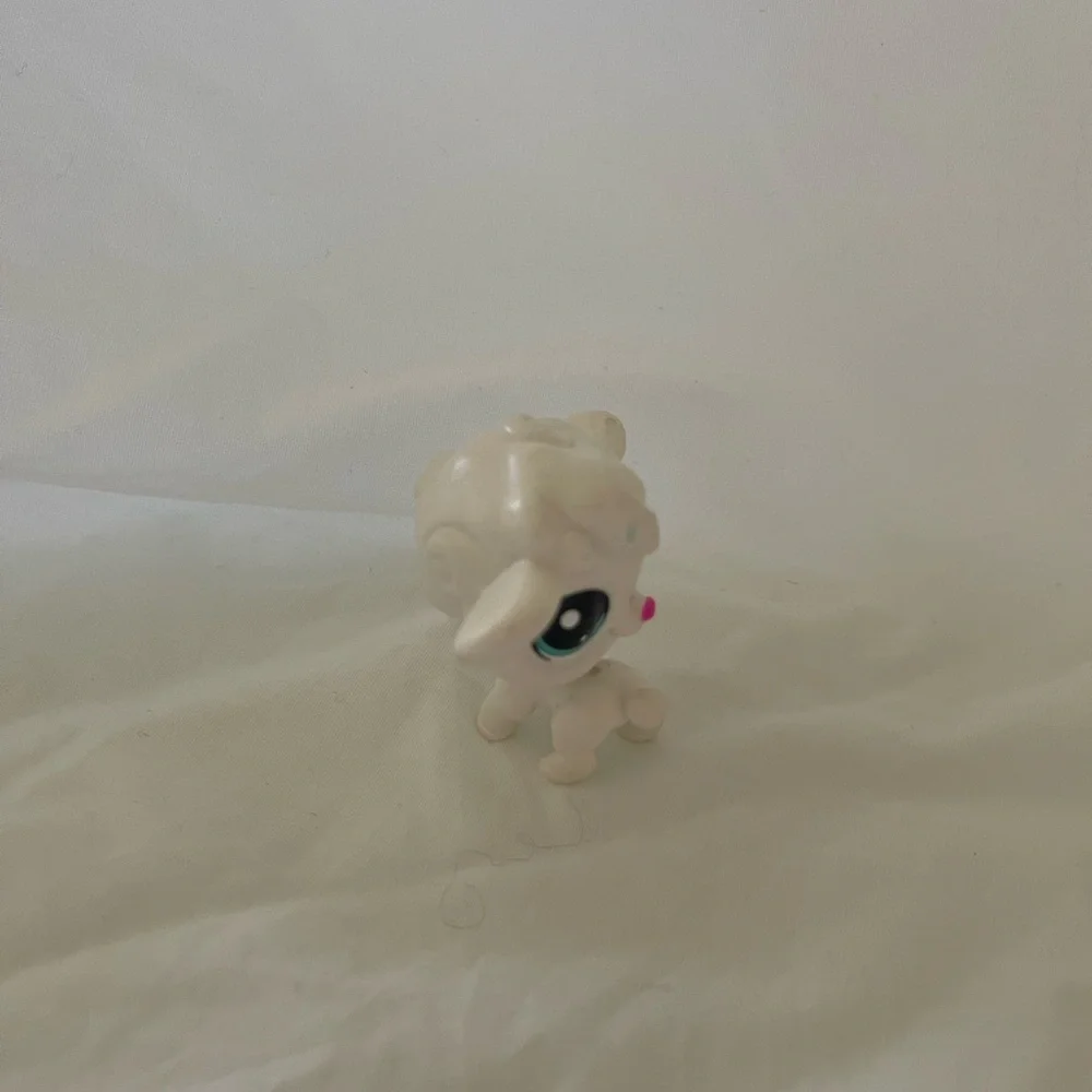 Littlest Pet Shop LPS Authentic Thirsty Pets Lamb Shee 4-165 Rare